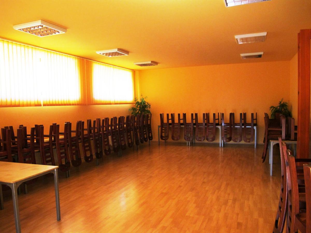 Hostka  Hotel U Lisky מראה חיצוני תמונה